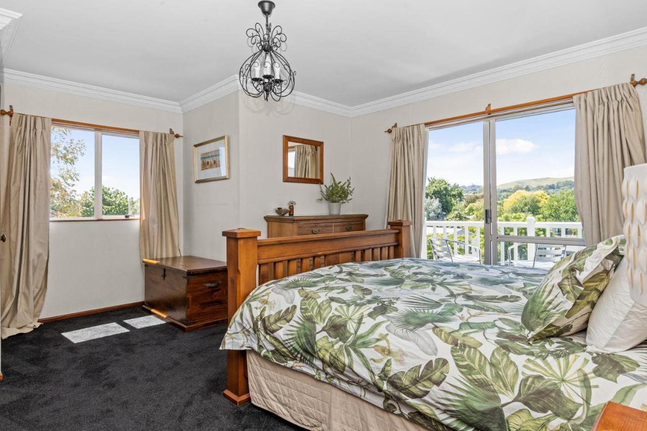 Live Large In The Village Havelock North Esterno foto
