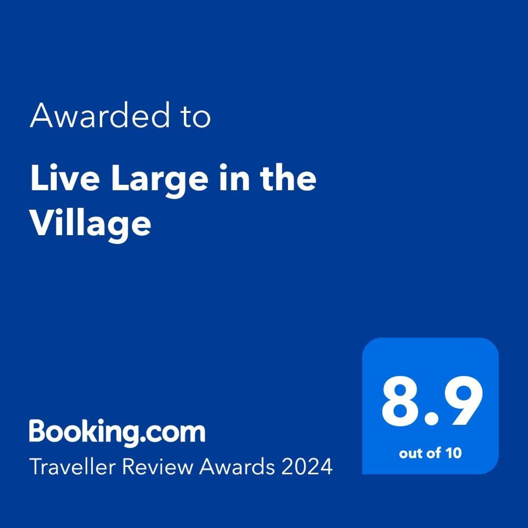 Live Large In The Village Havelock North Esterno foto